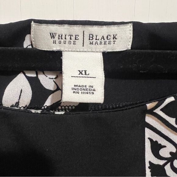 Pretty "Fold Under" White House Black Market 3/4 sleeve Dress Women's XL - Picture 3 of 9